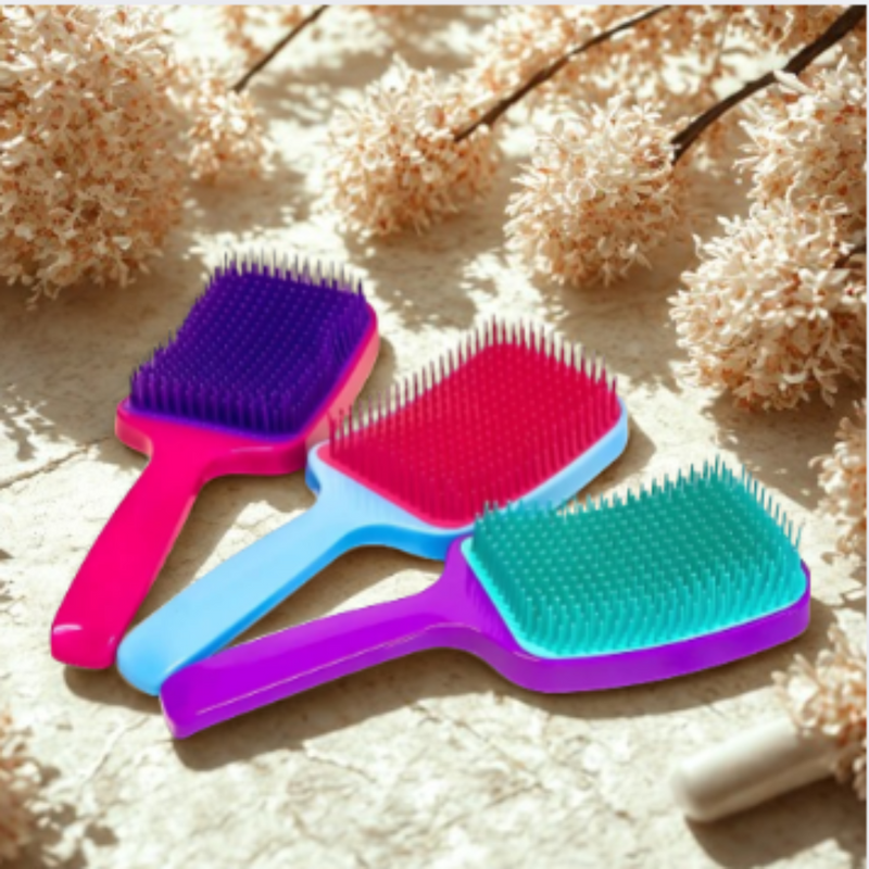 Escova flexível para desembaraçar todos os tipos de cabelo.