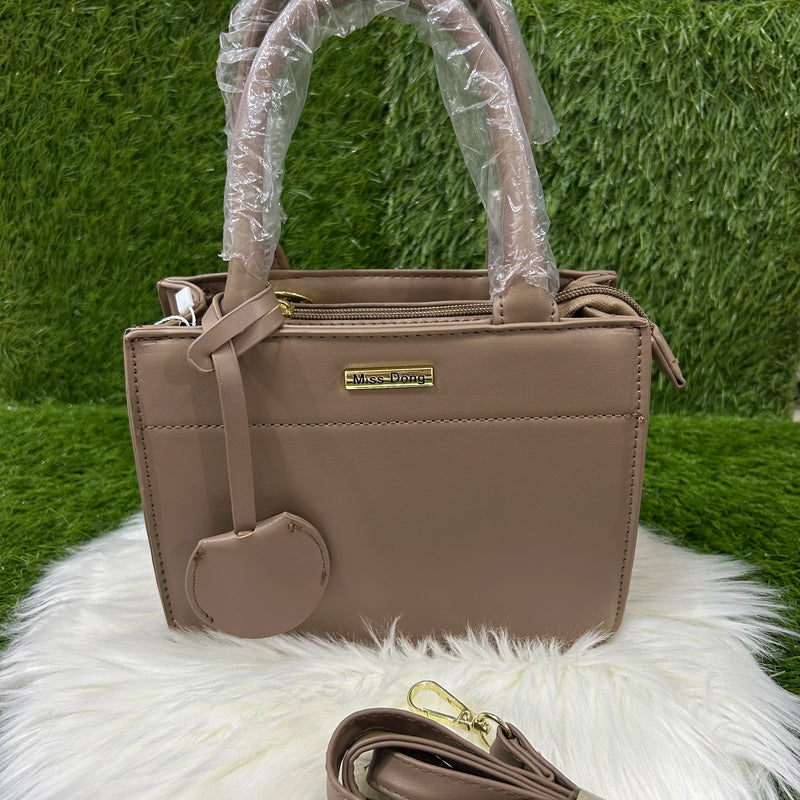 Bolsa de ombro de couro para  mulheres casuals versátil grande capacidade nova moda e bolsas top handle designer de luxo